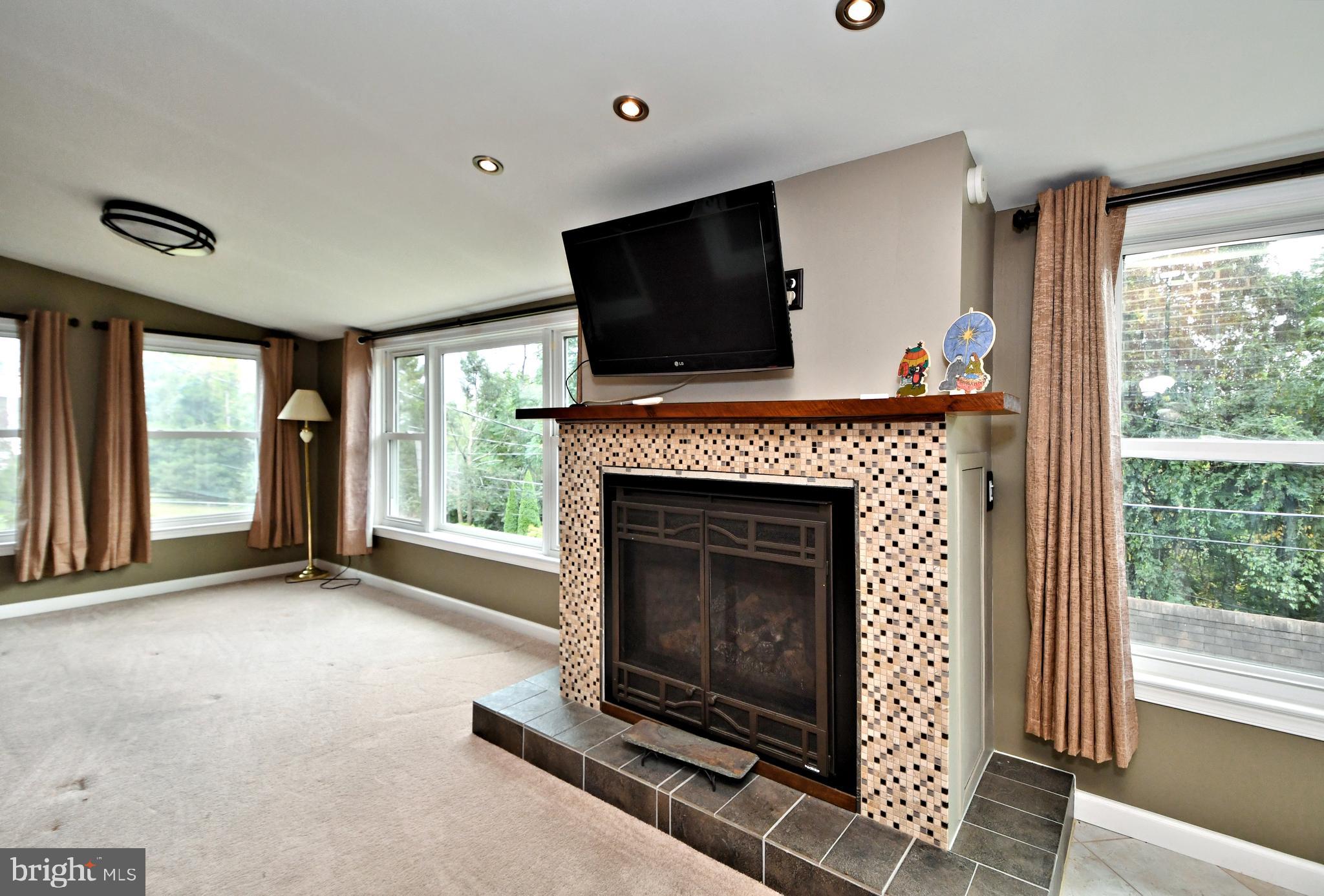 WYOMISSING HILLS - Residential