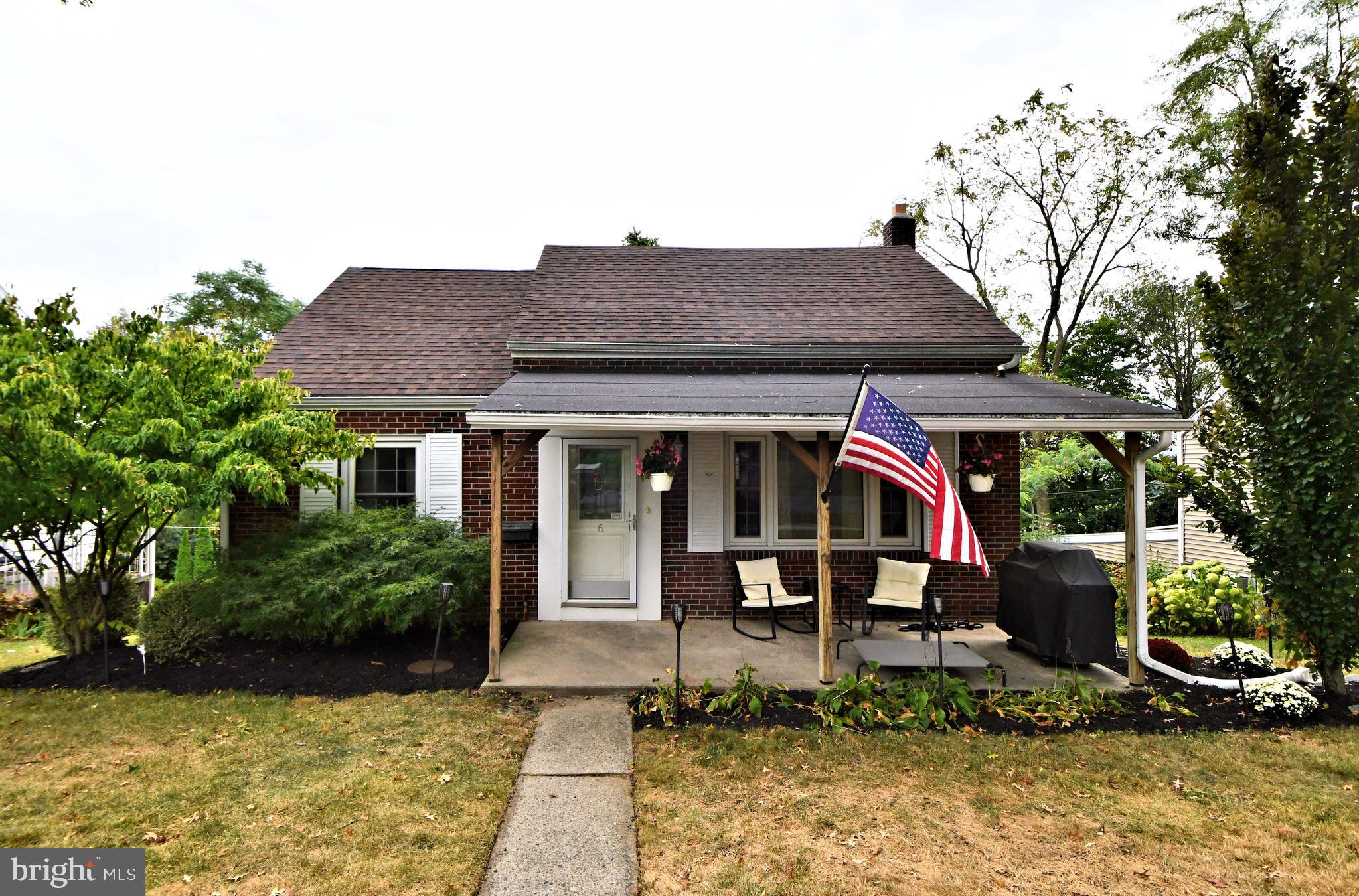 WYOMISSING HILLS - Residential