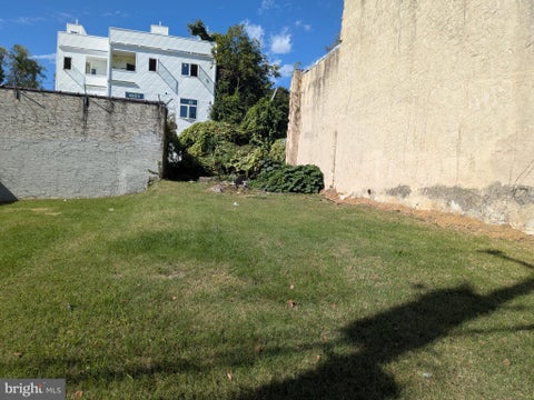Vacant Land For Sale - 33 E Price Street<br/> PHILADELPHIA, PA 19144
