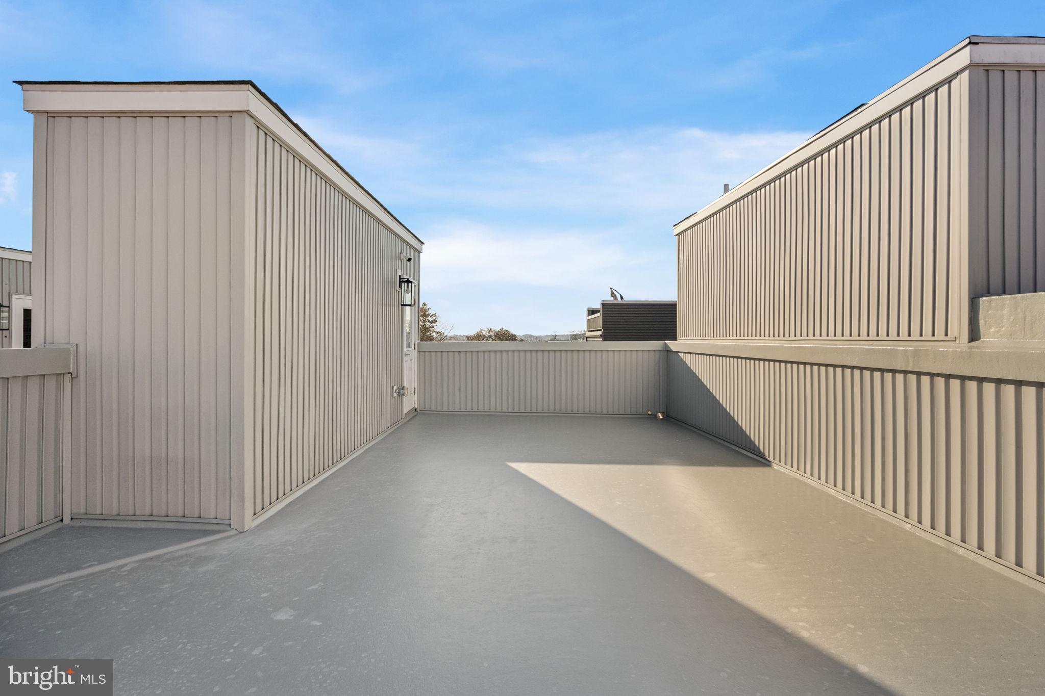 ROXBOROUGH - Residential