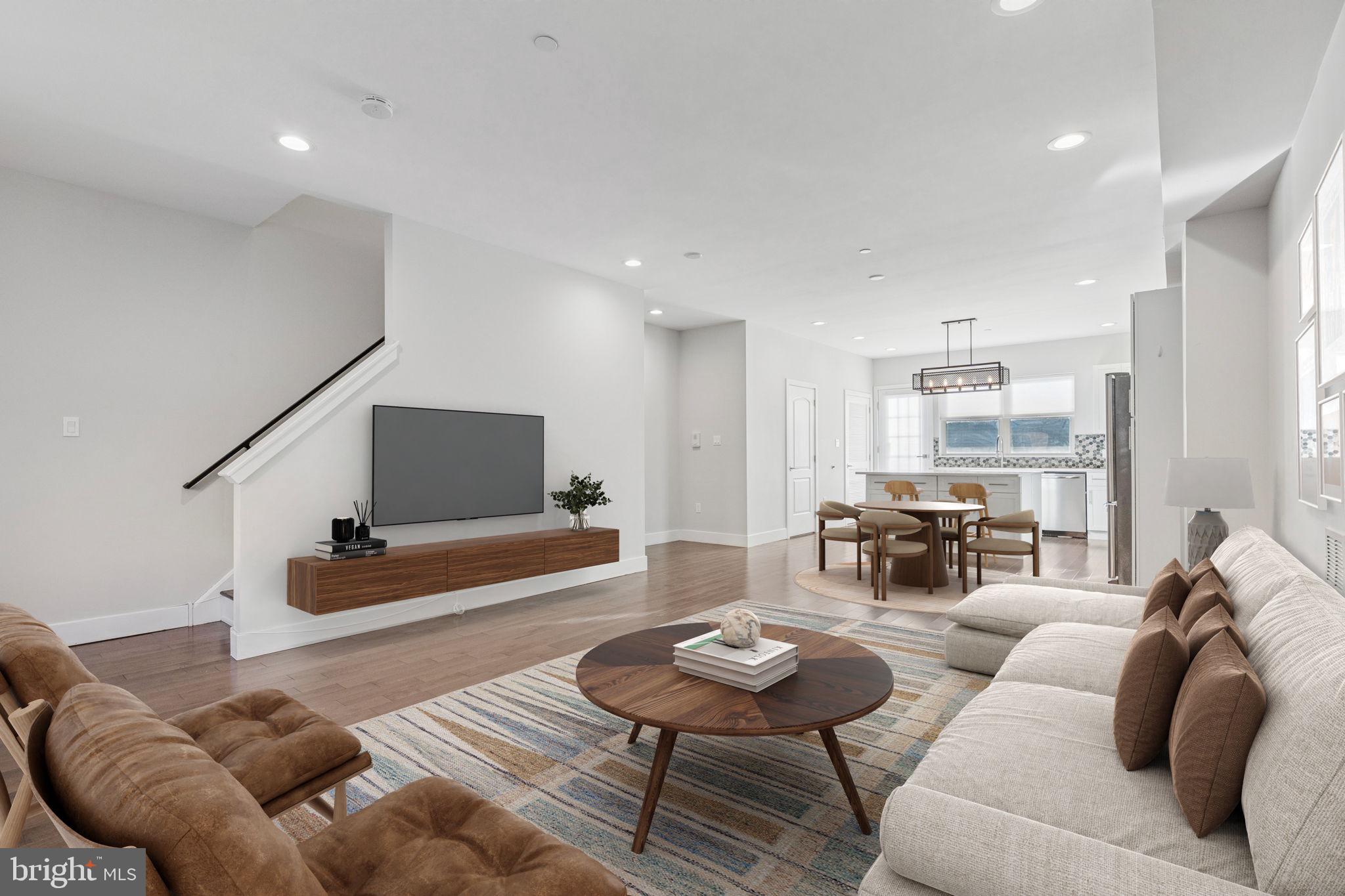 ROXBOROUGH - Residential