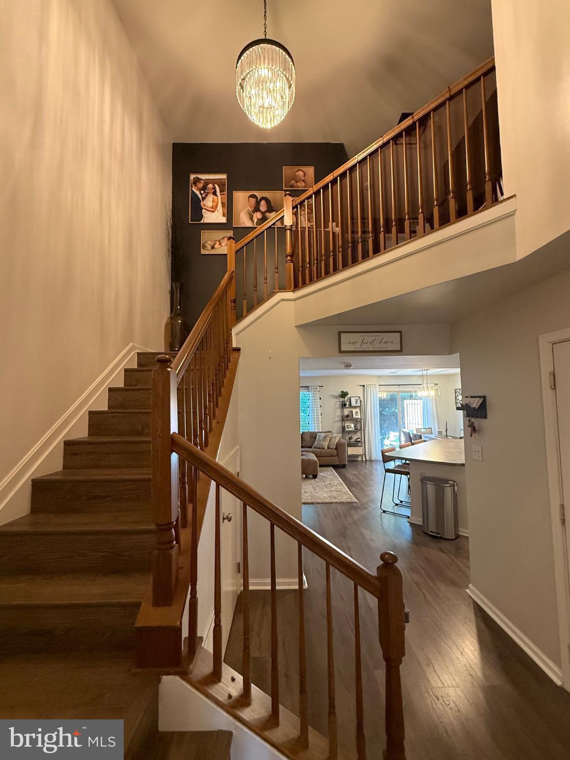 539 POND VIEW COURT