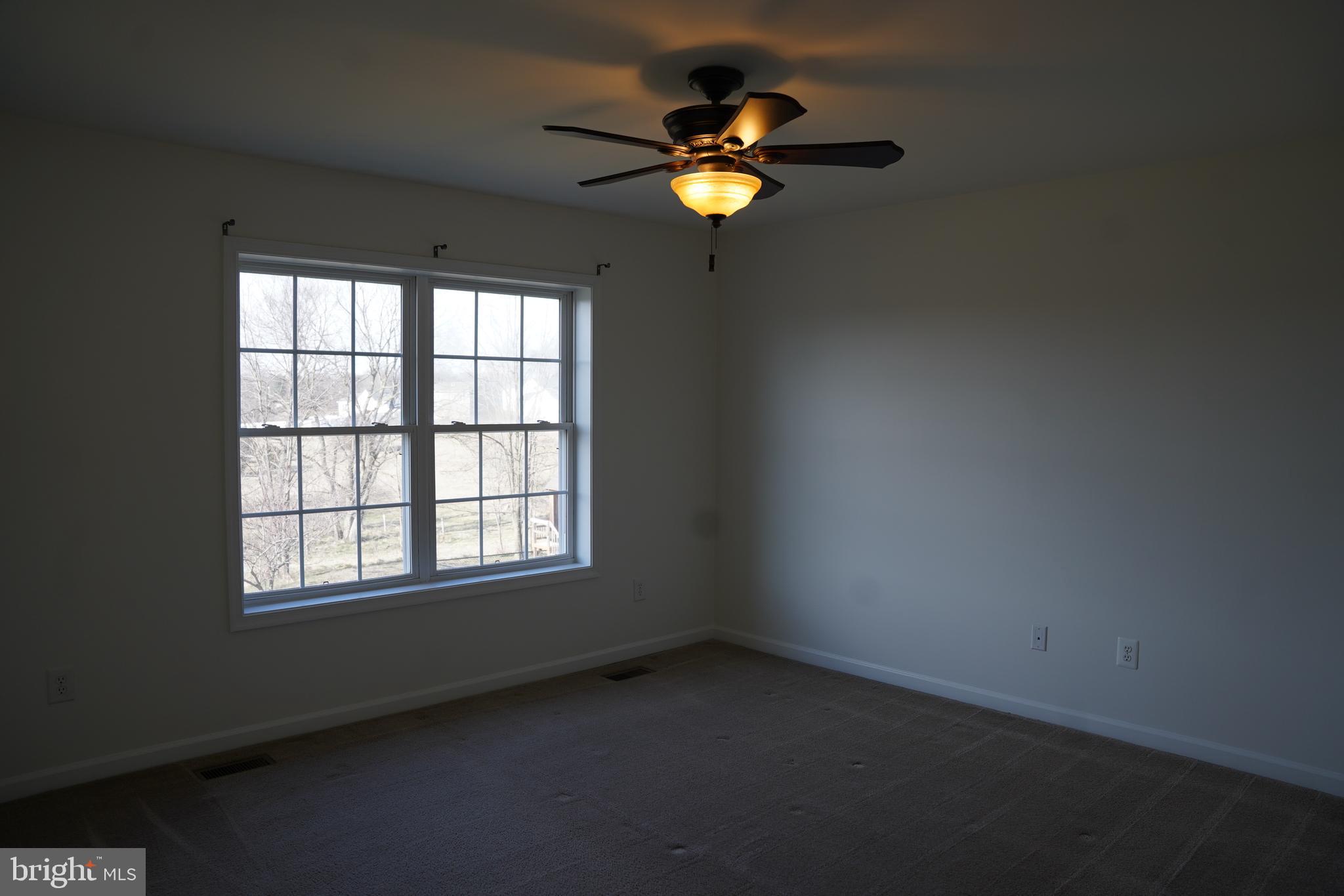 FOREST HEIGHTS - Residential Lease