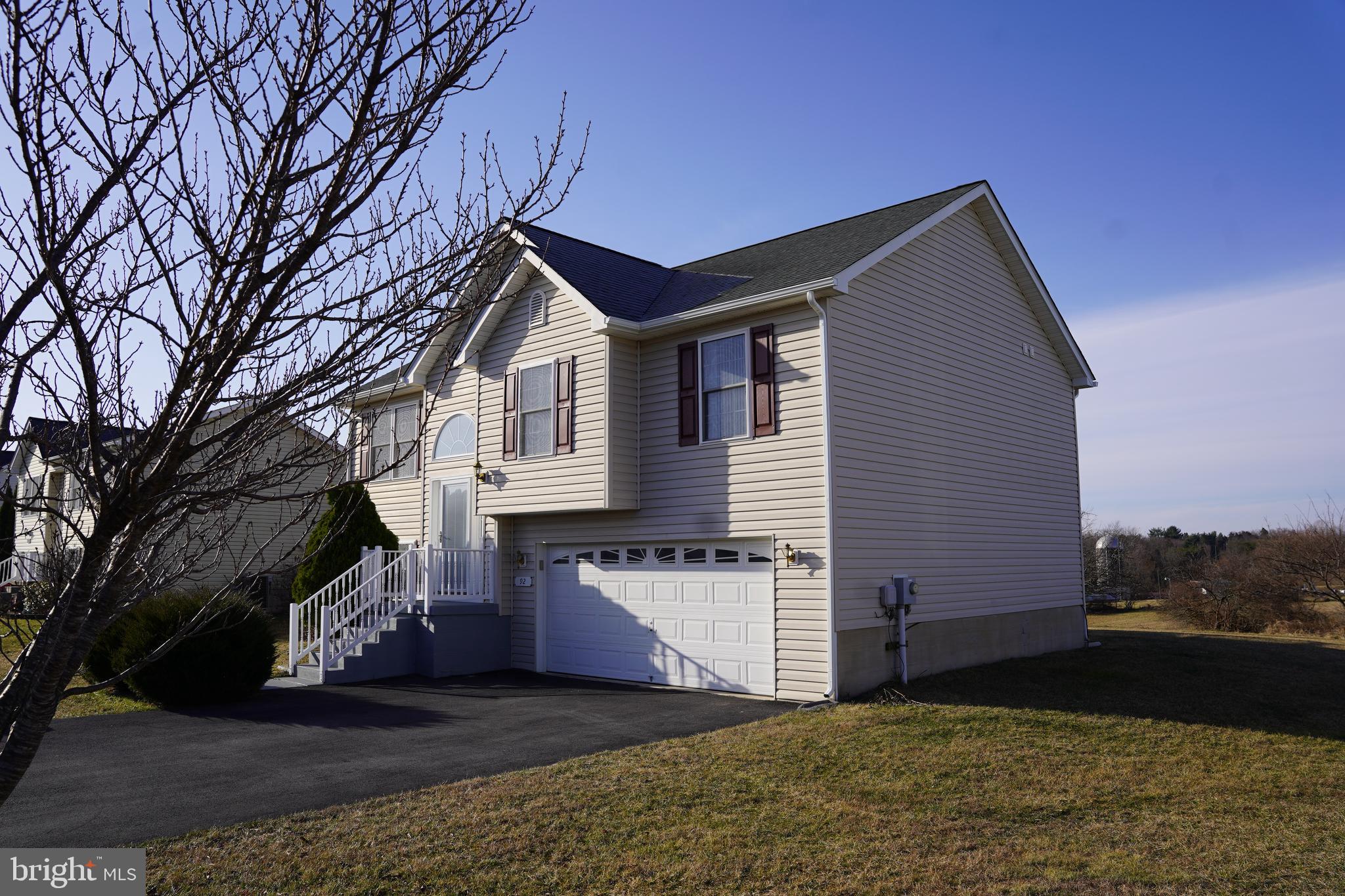 FOREST HEIGHTS - Residential Lease