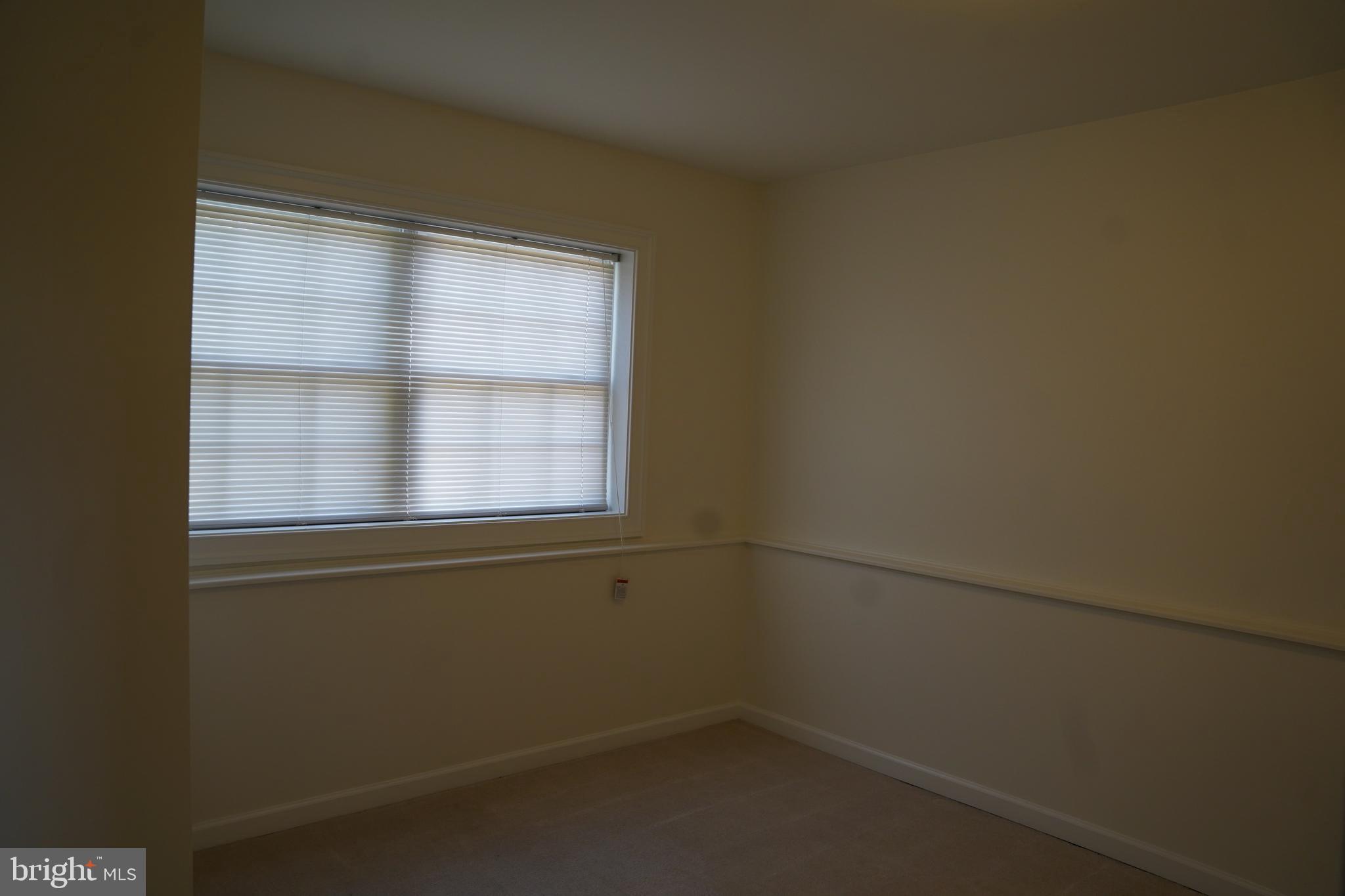 FOREST HEIGHTS - Residential Lease