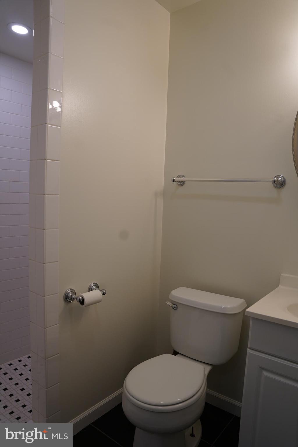 FOREST HEIGHTS - Residential Lease