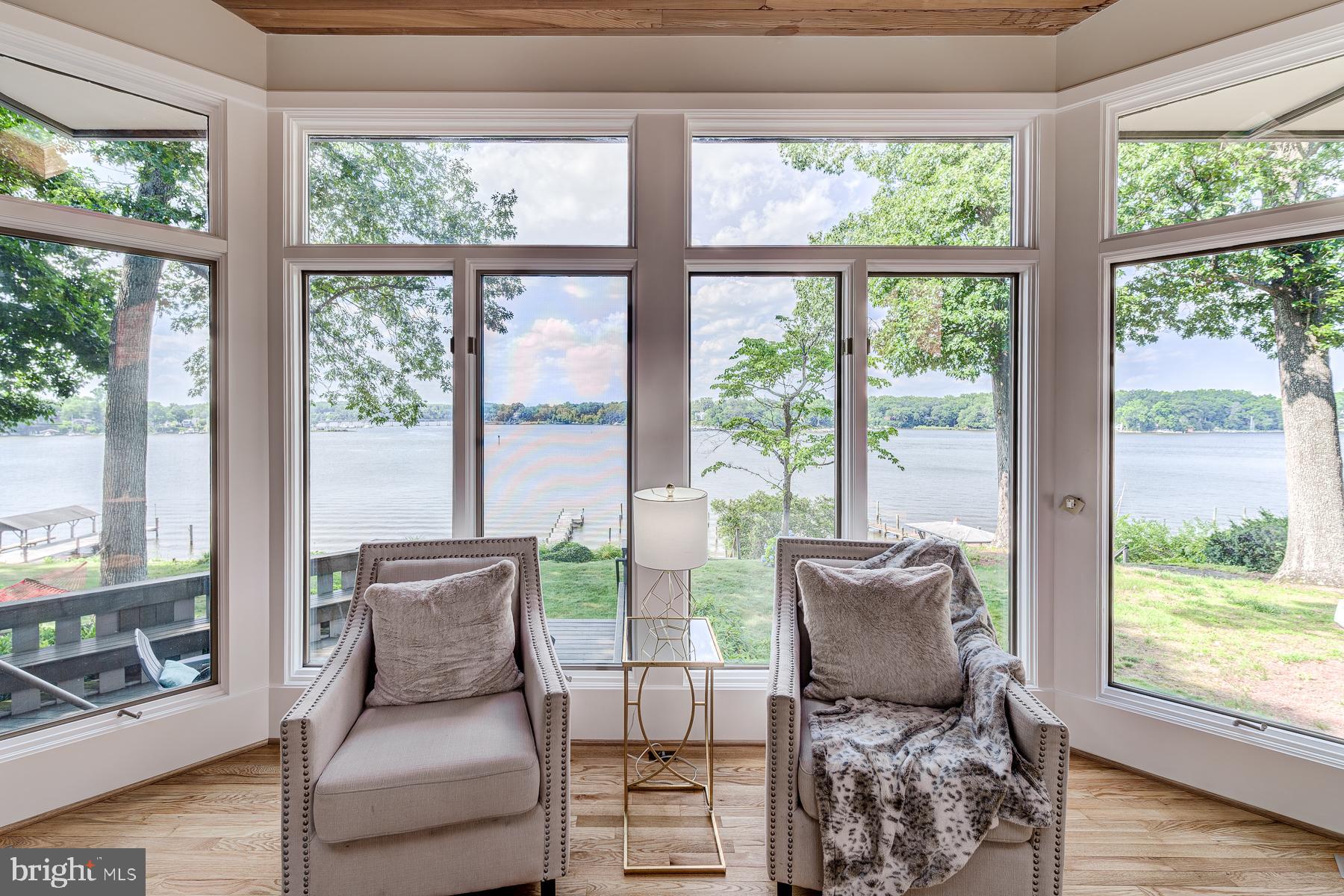 EDGEWATER BEACH - Residential