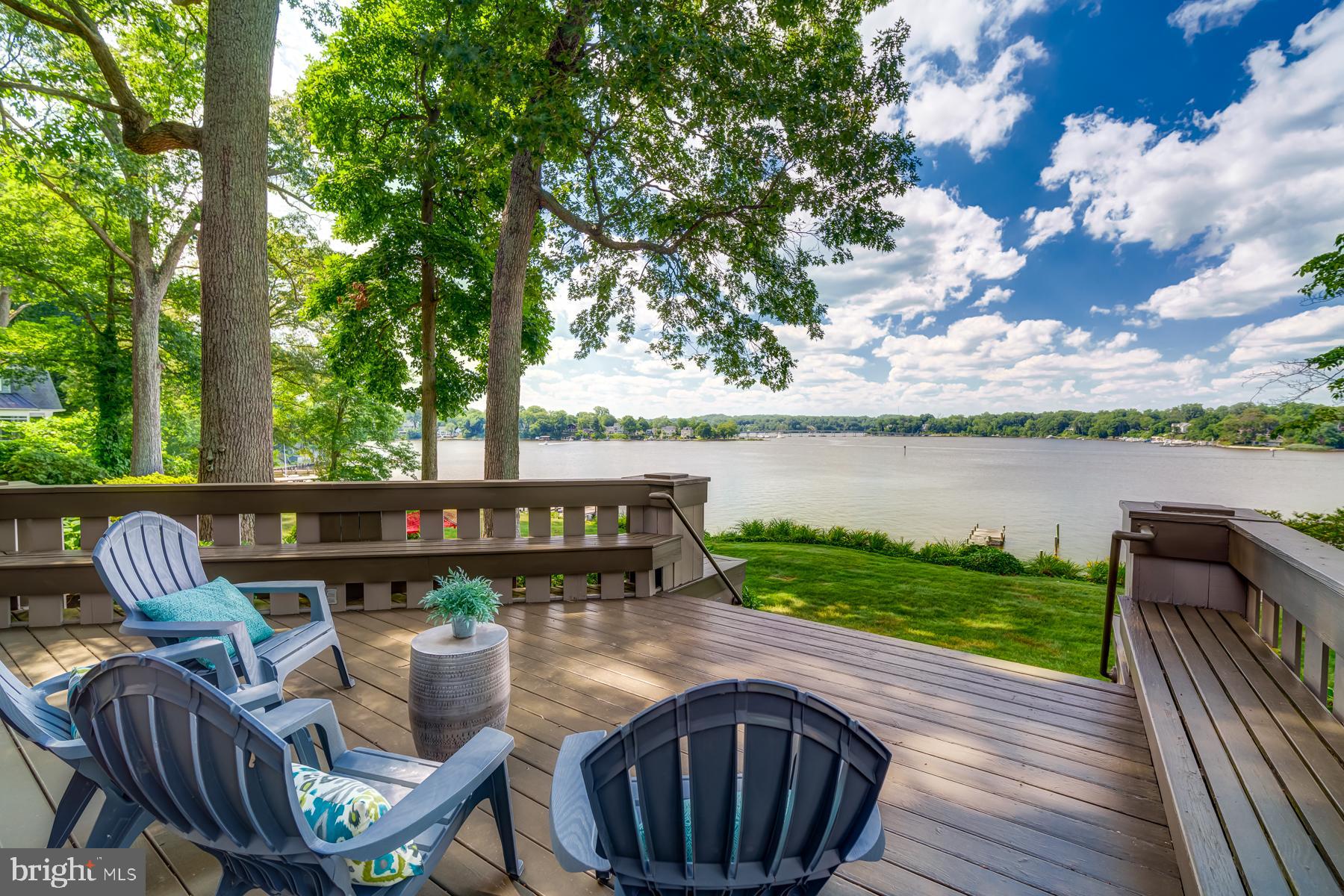 EDGEWATER BEACH - Residential