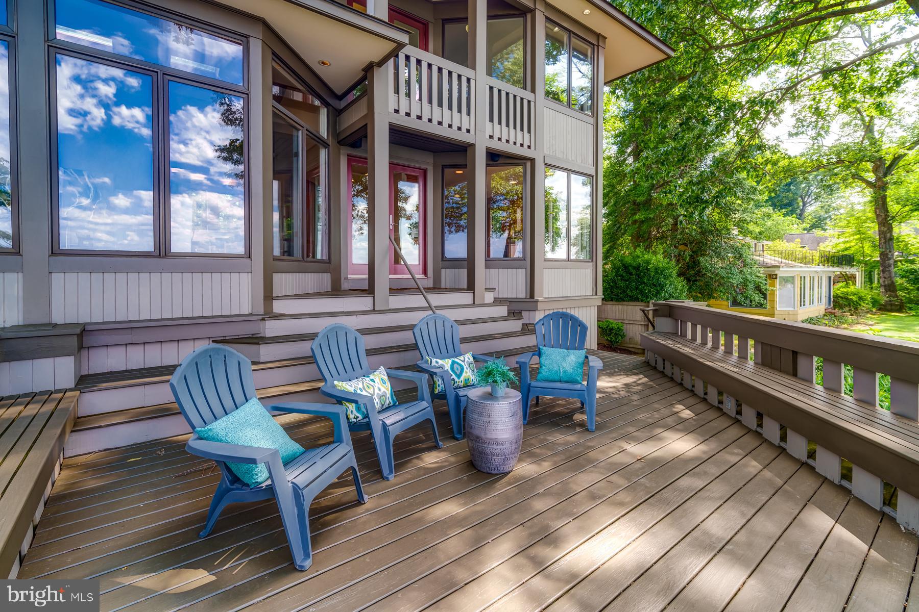 EDGEWATER BEACH - Residential