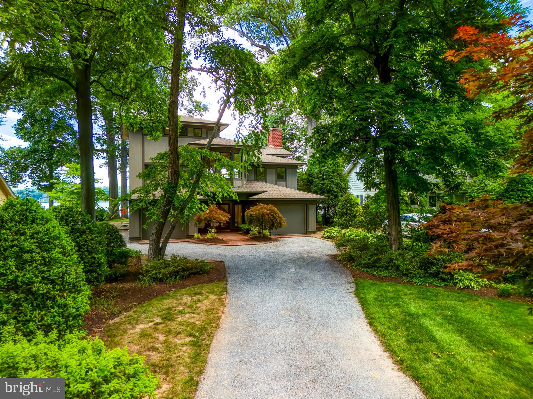 EDGEWATER BEACH - Residential