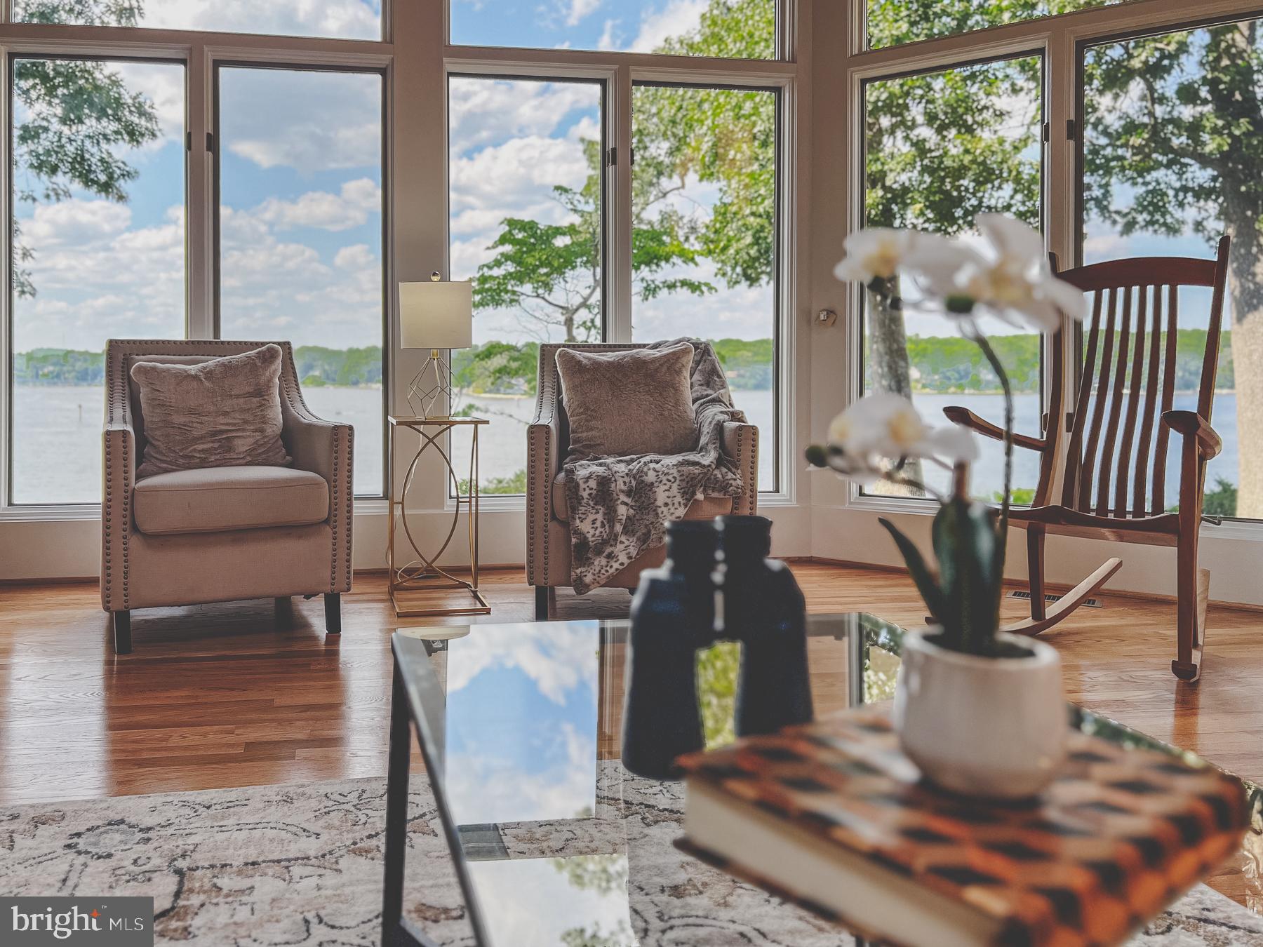 EDGEWATER BEACH - Residential