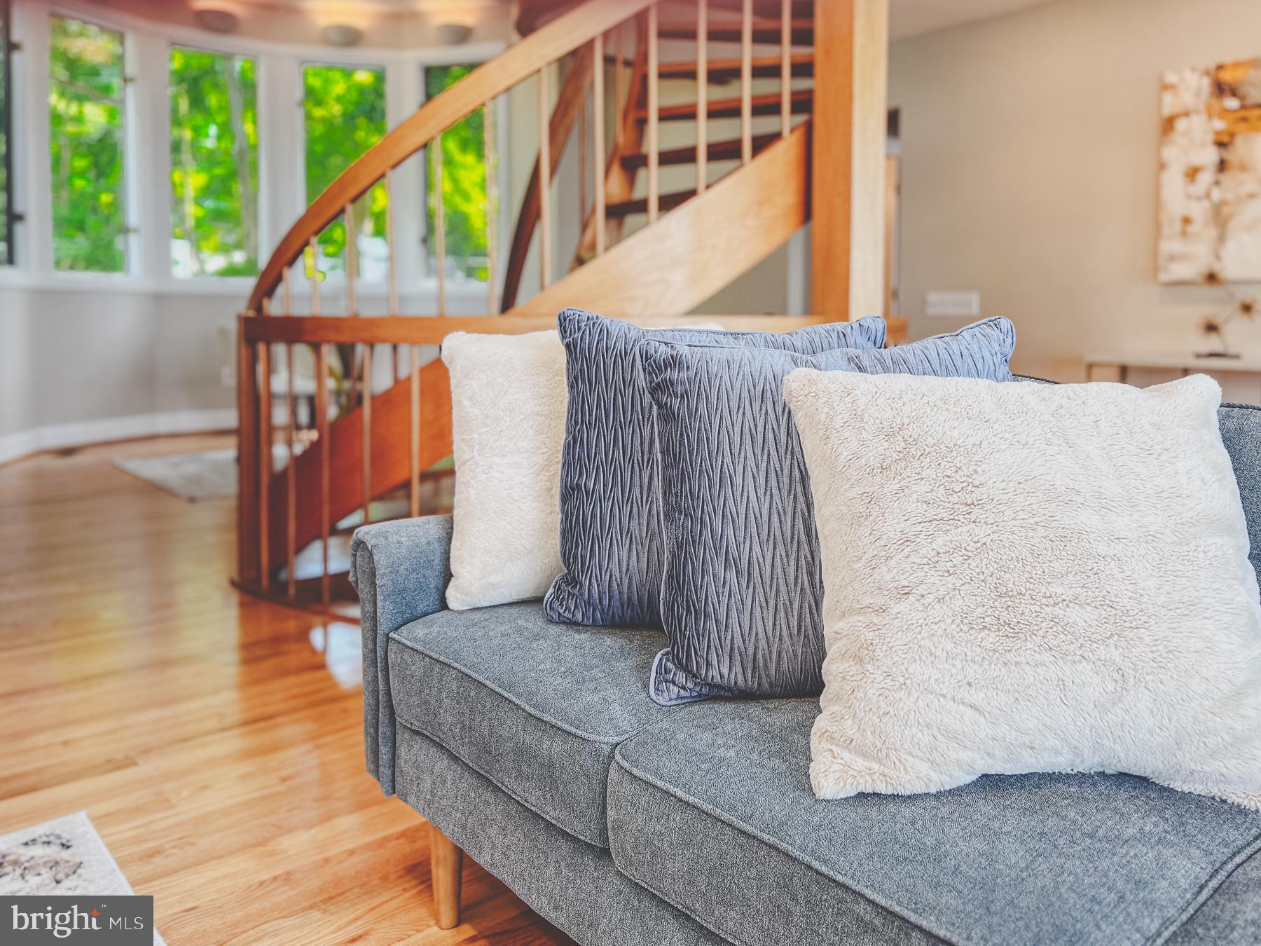 EDGEWATER BEACH - Residential