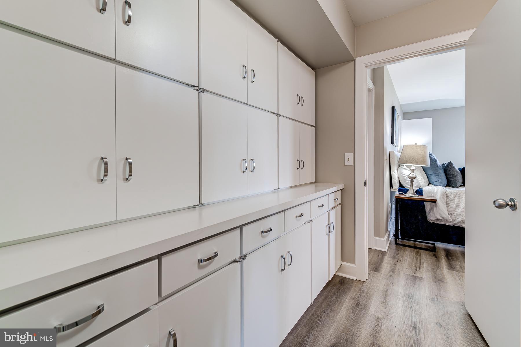 EDGEWATER BEACH - Residential