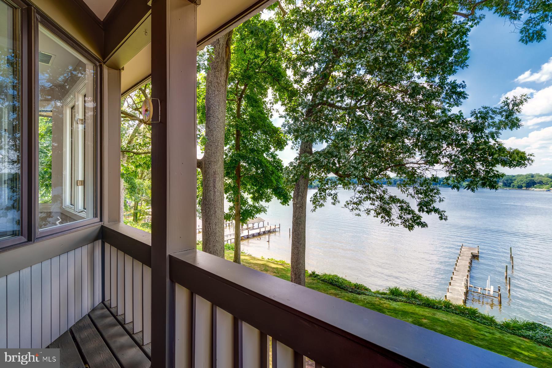 EDGEWATER BEACH - Residential