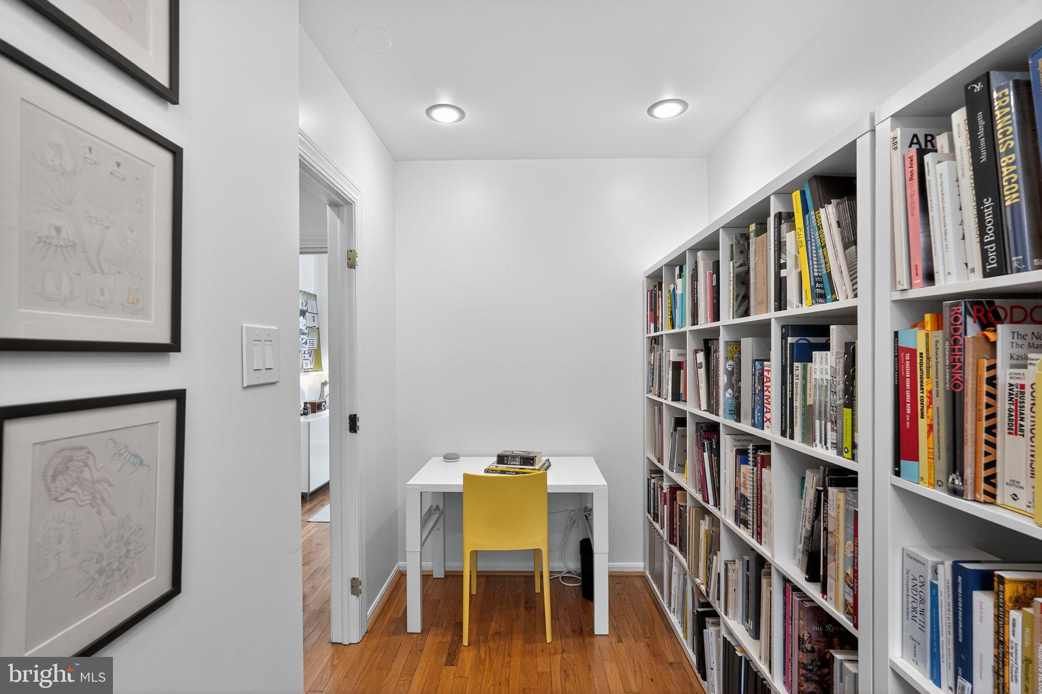 WASHINGTON SQ WEST - Residential