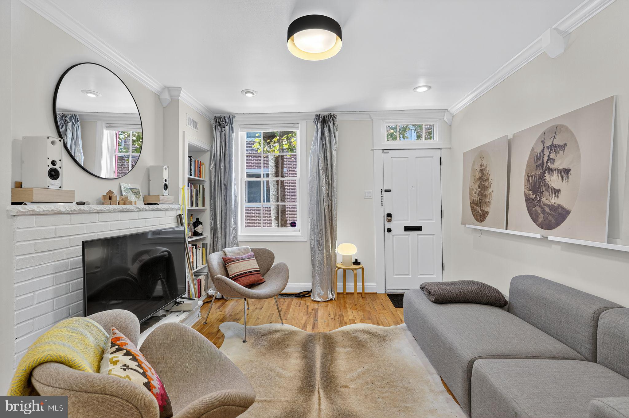 WASHINGTON SQ WEST - Residential