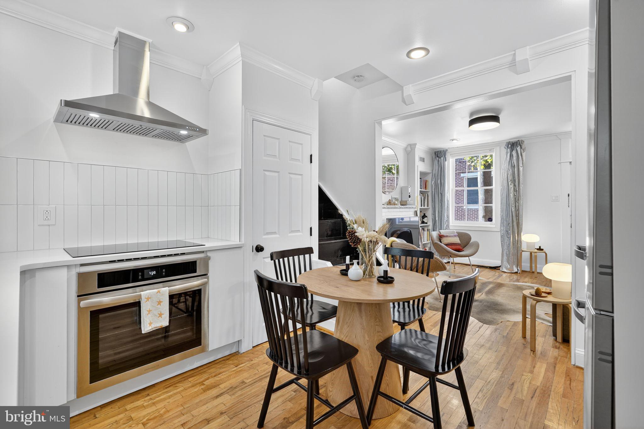 WASHINGTON SQ WEST - Residential