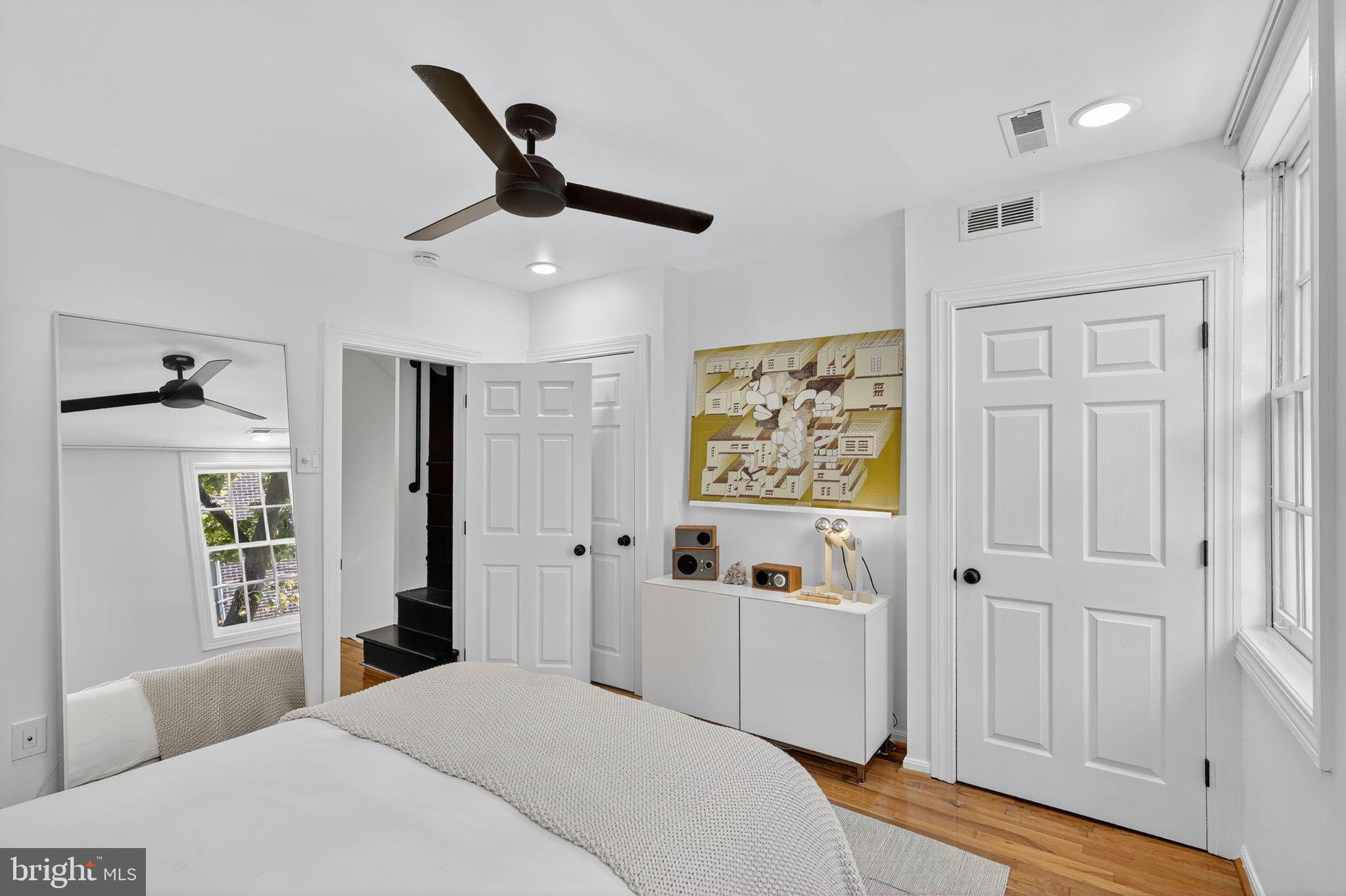 WASHINGTON SQ WEST - Residential