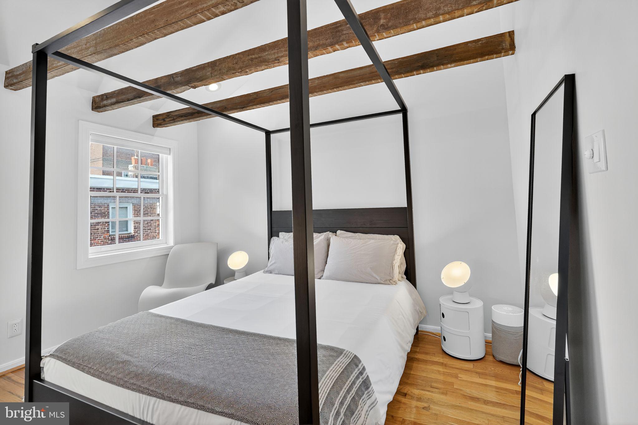 WASHINGTON SQ WEST - Residential