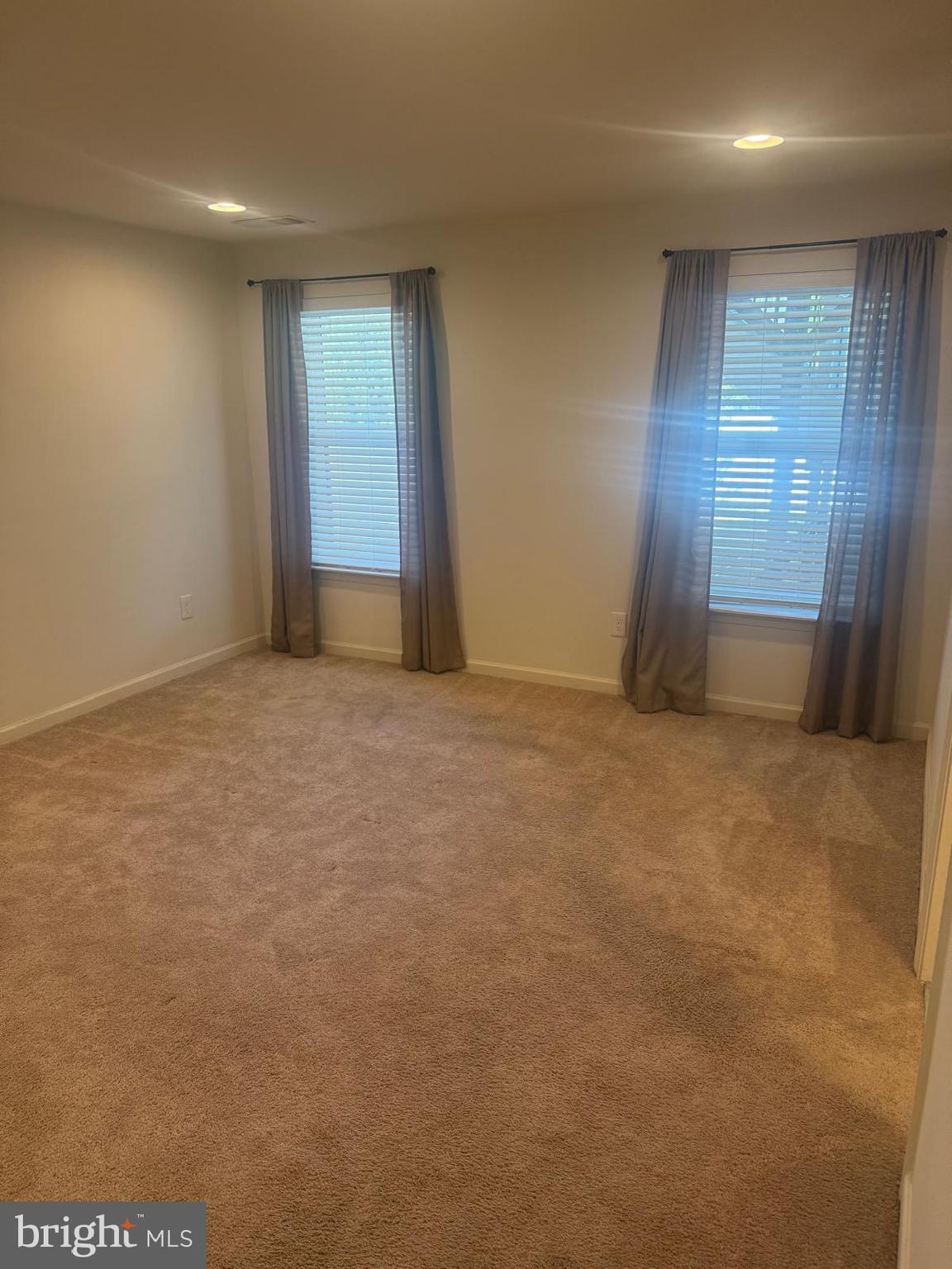 SUMMERFIELD - Residential Lease