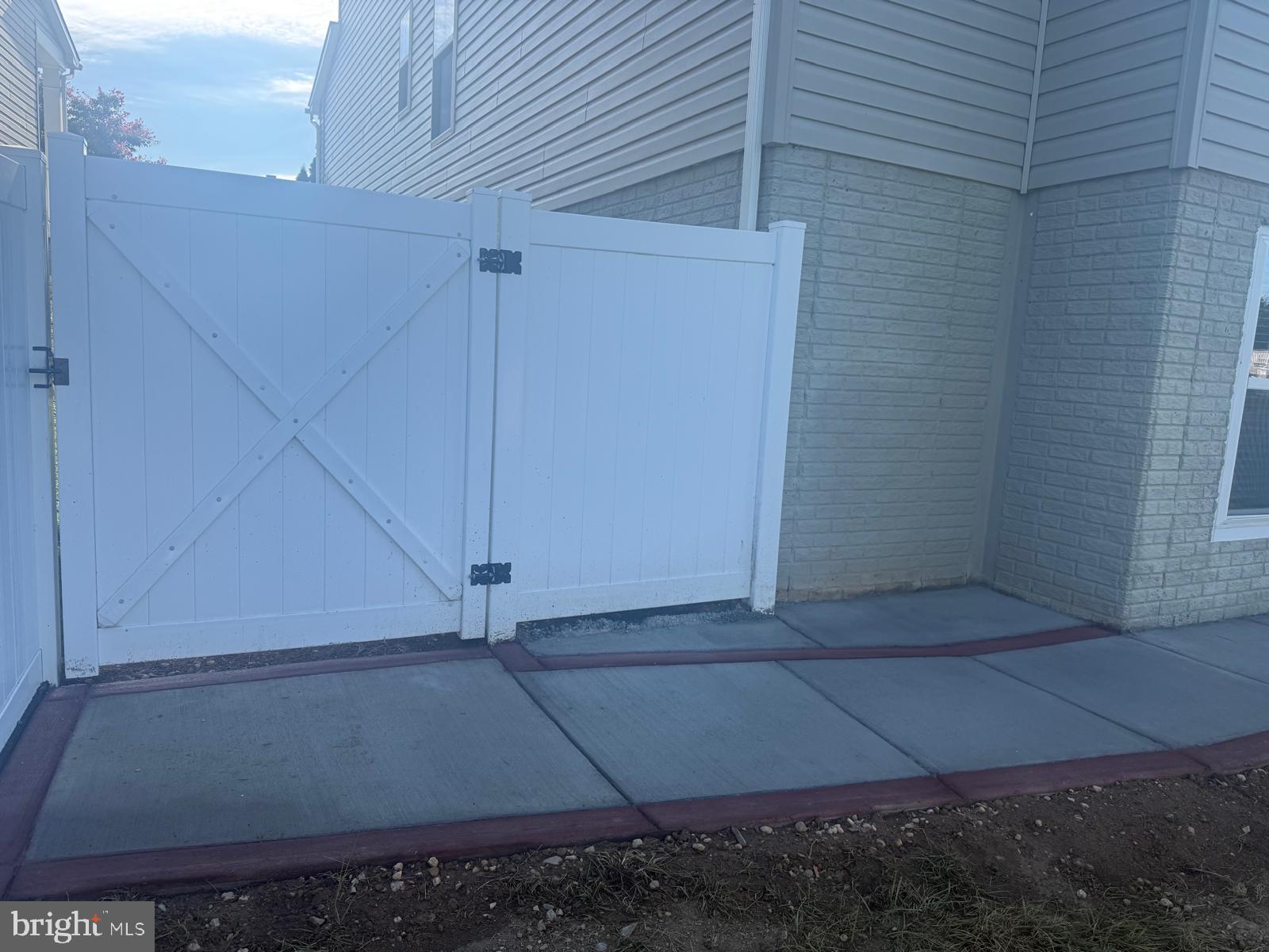 SUMMERFIELD - Residential Lease