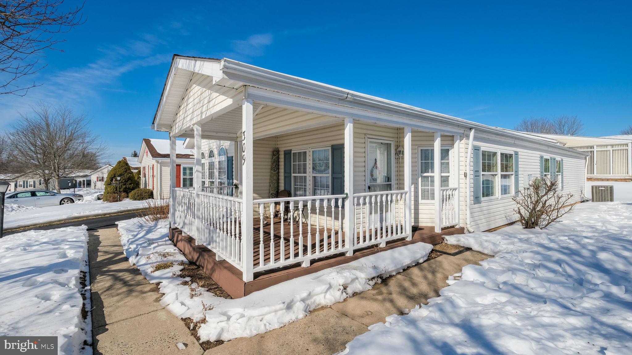 BUCKINGHAM SPRINGS - Residential