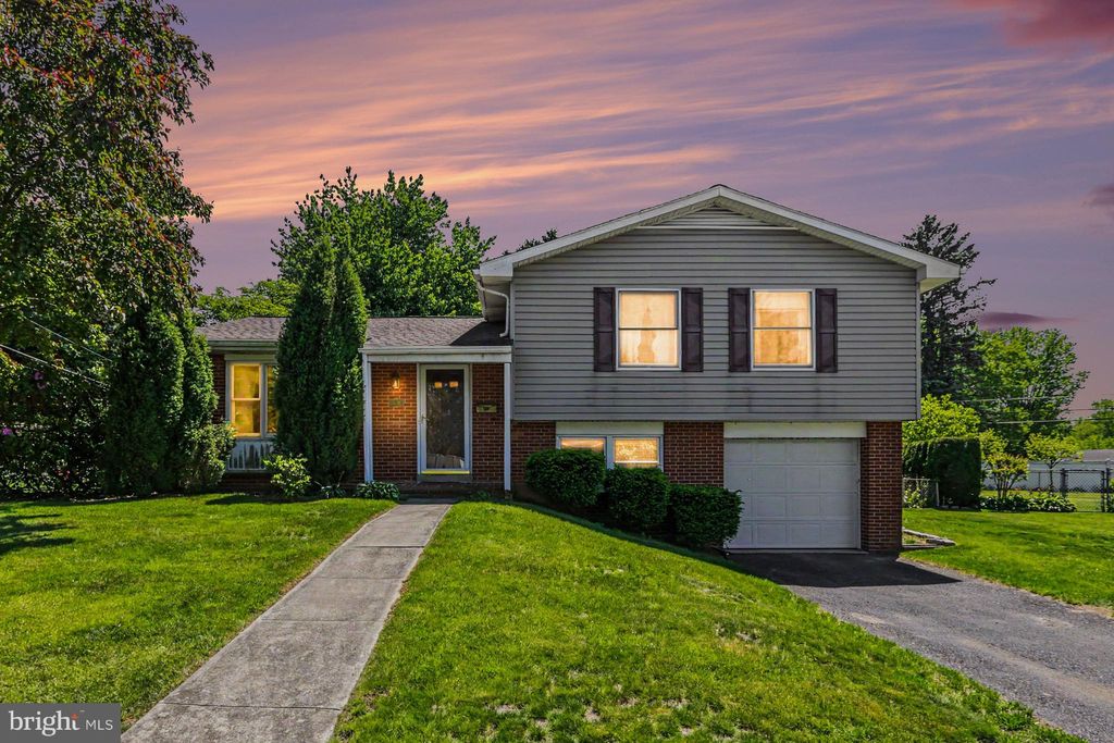 Photo of 510 Rupley Rd, CAMP HILL, PA 17011 (MLS # PACB2053716)