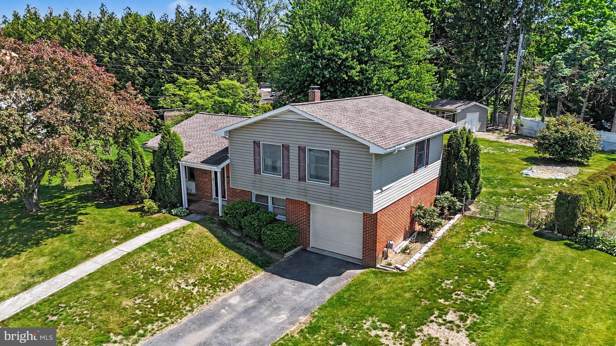 RIVERVIEW - Residential