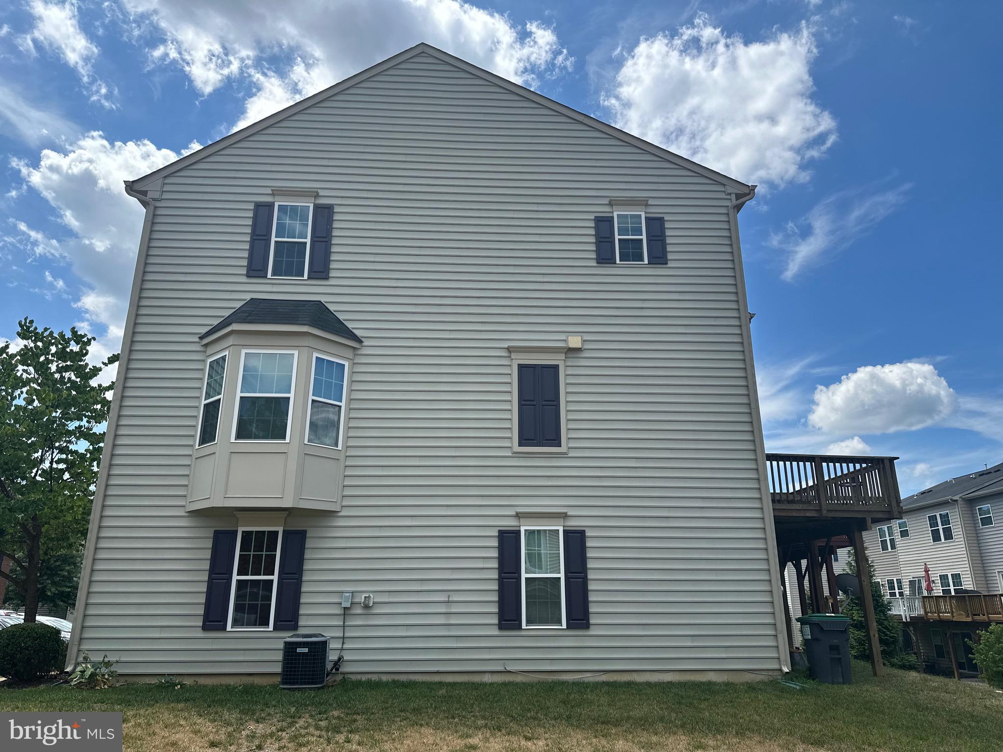 RAPPAHANNOCK LANDING - Residential Lease