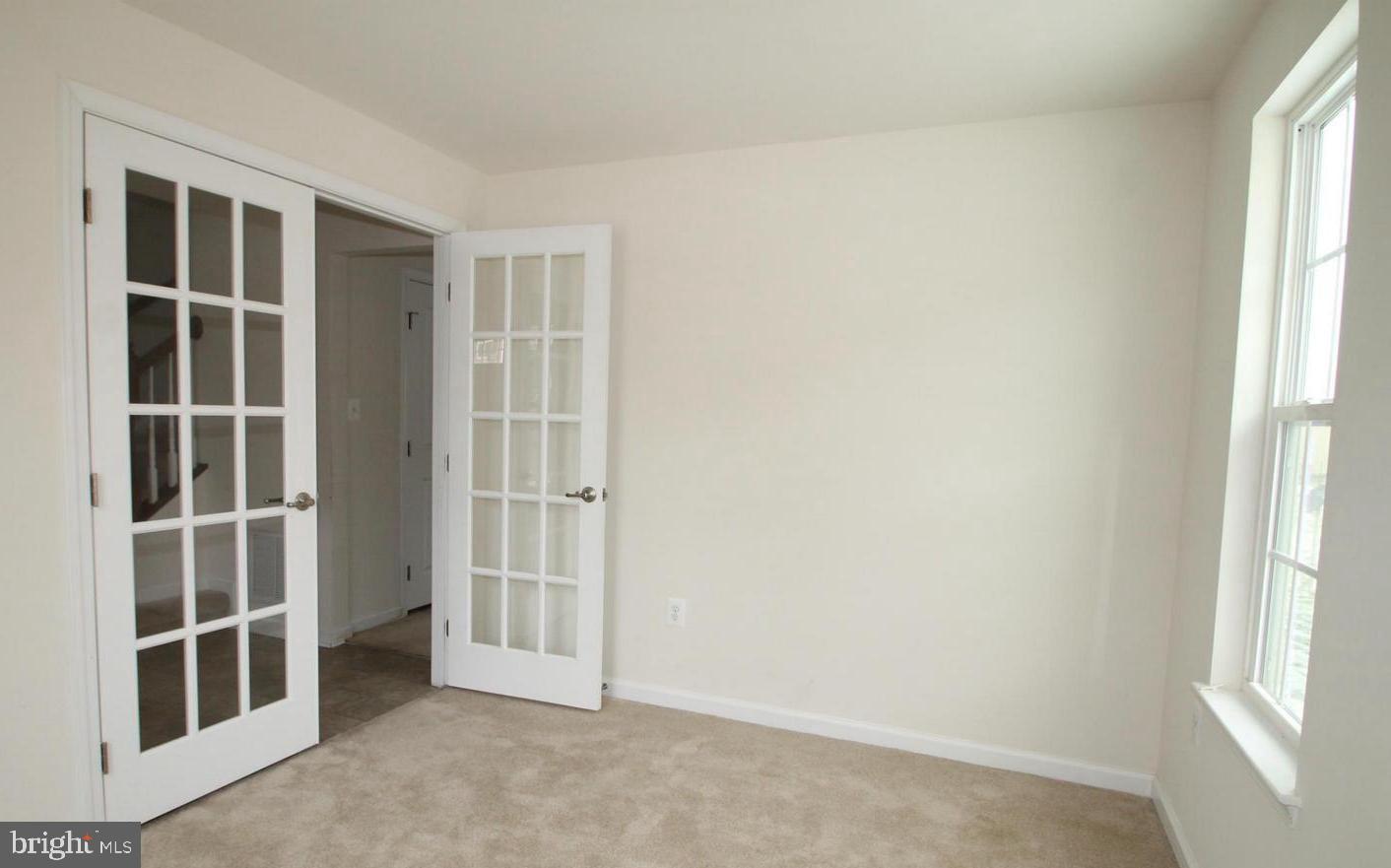 RAPPAHANNOCK LANDING - Residential Lease