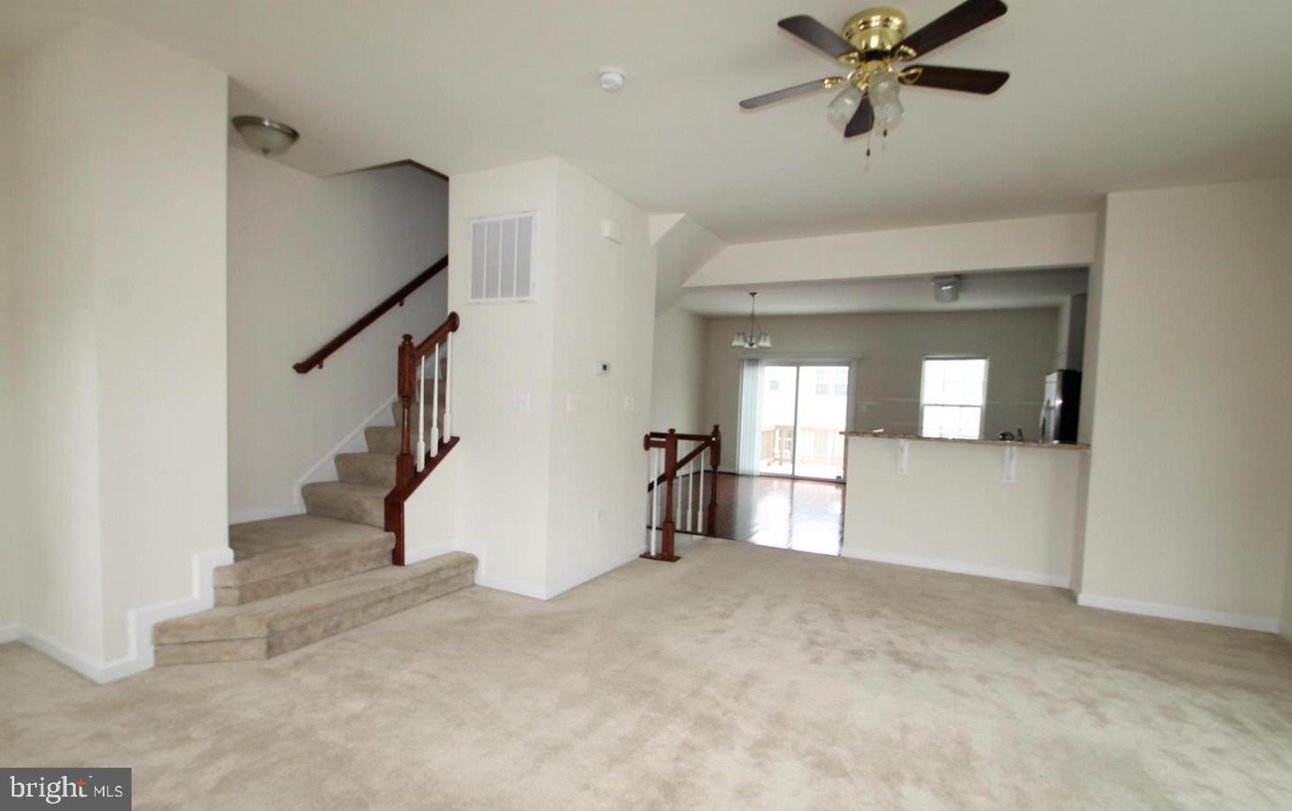 RAPPAHANNOCK LANDING - Residential Lease