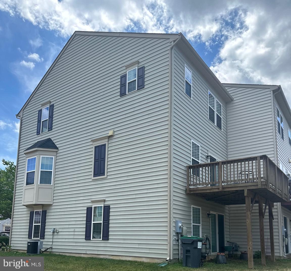 RAPPAHANNOCK LANDING - Residential Lease