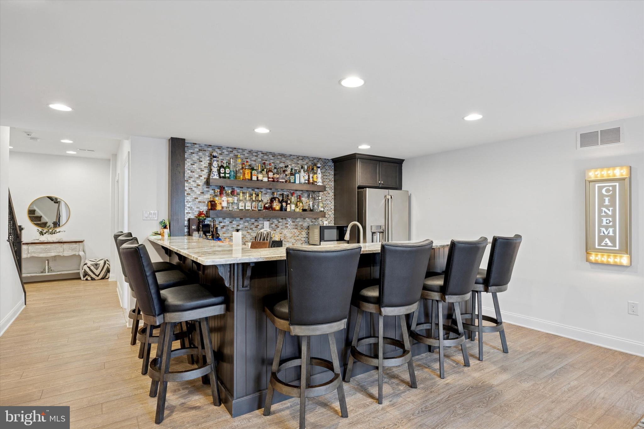 FOUNDERS RESERVE - Residential