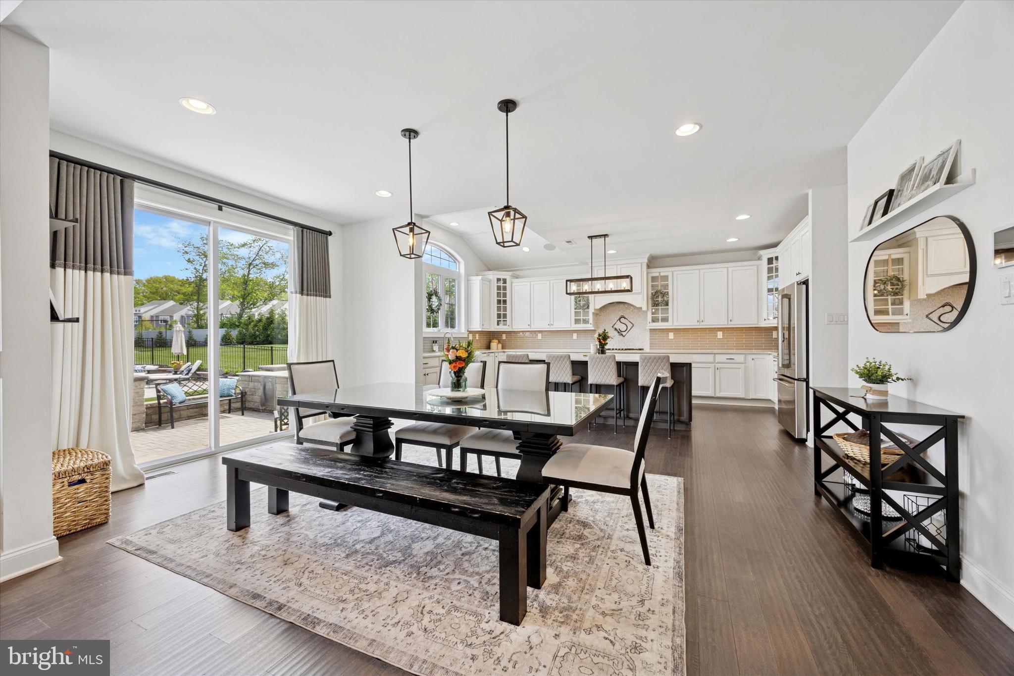 FOUNDERS RESERVE - Residential