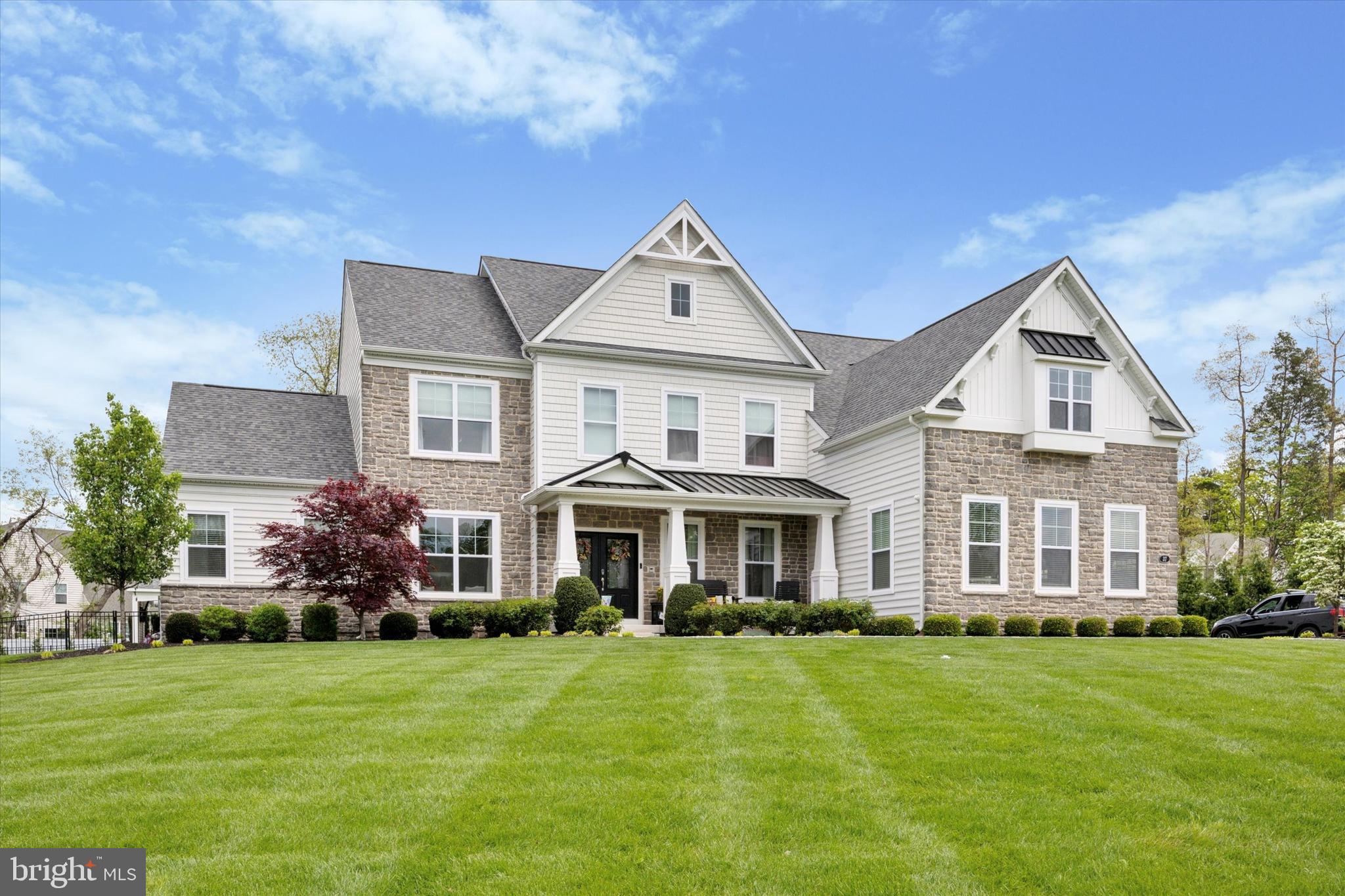 FOUNDERS RESERVE - Residential