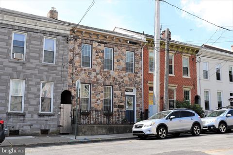 Photo of 234 W LEMON ST, LANCASTER, PA 17603 (MLS # PALA2039300)