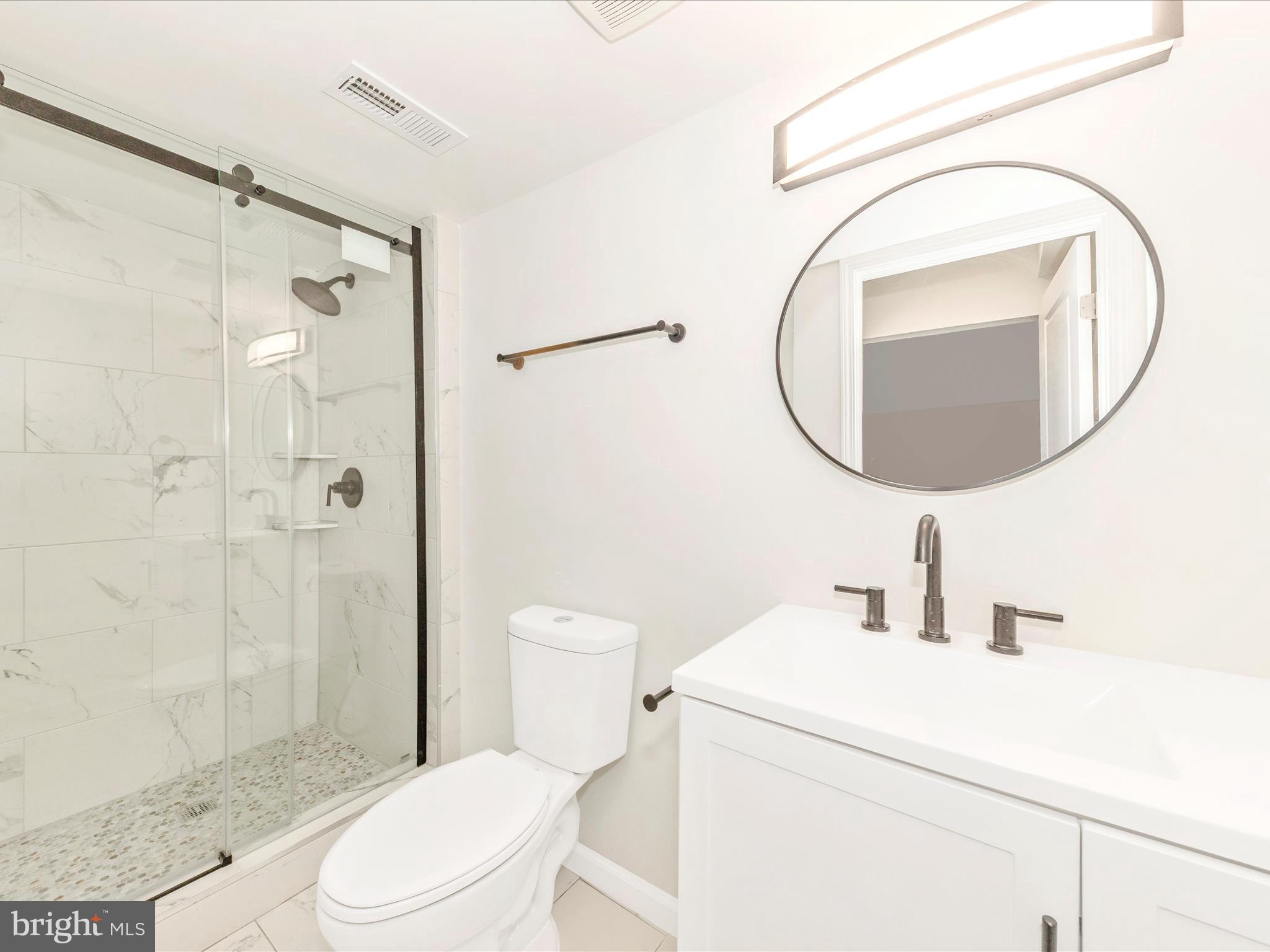 HILCREST ORCHARDS - Residential Lease