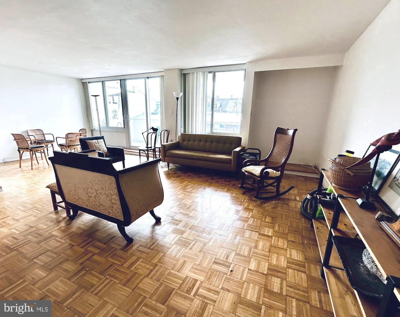 604 S WASHINGTON SQUARE 36 217