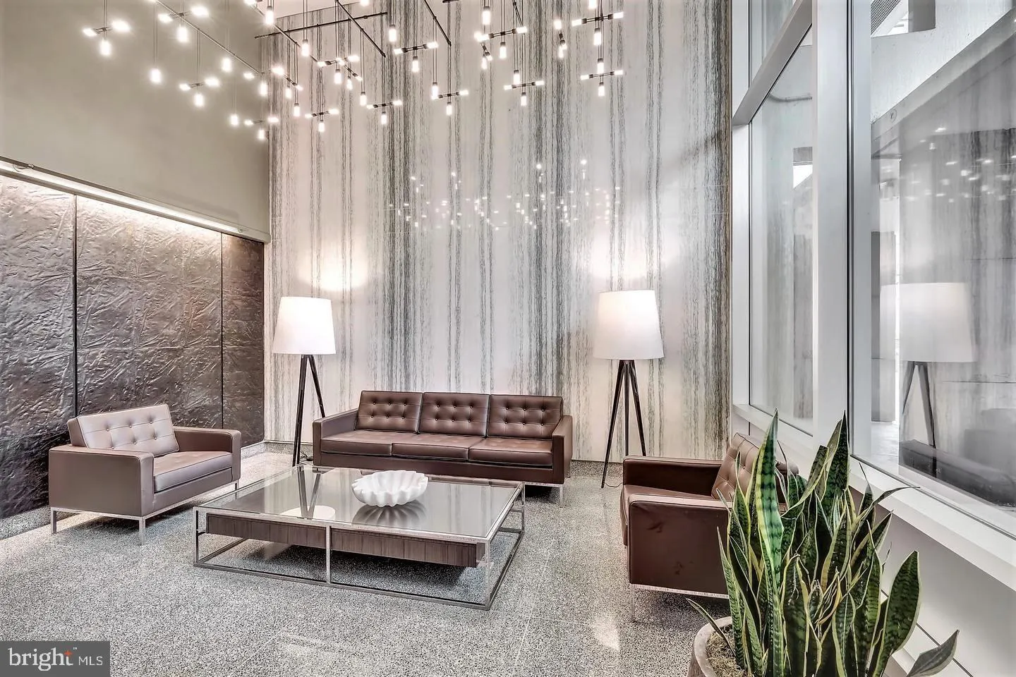 Philadelphia, Pennsylvania 19106, United States, 2 Bedrooms Bedrooms, ,2 BathroomsBathrooms,Residential,Active,227952