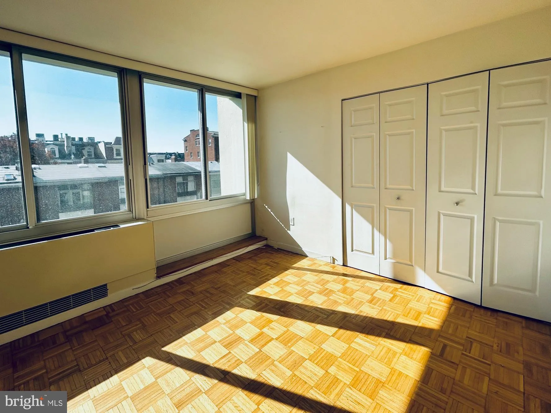 Philadelphia, Pennsylvania 19106, United States, 2 Bedrooms Bedrooms, ,2 BathroomsBathrooms,Residential,Active,227952