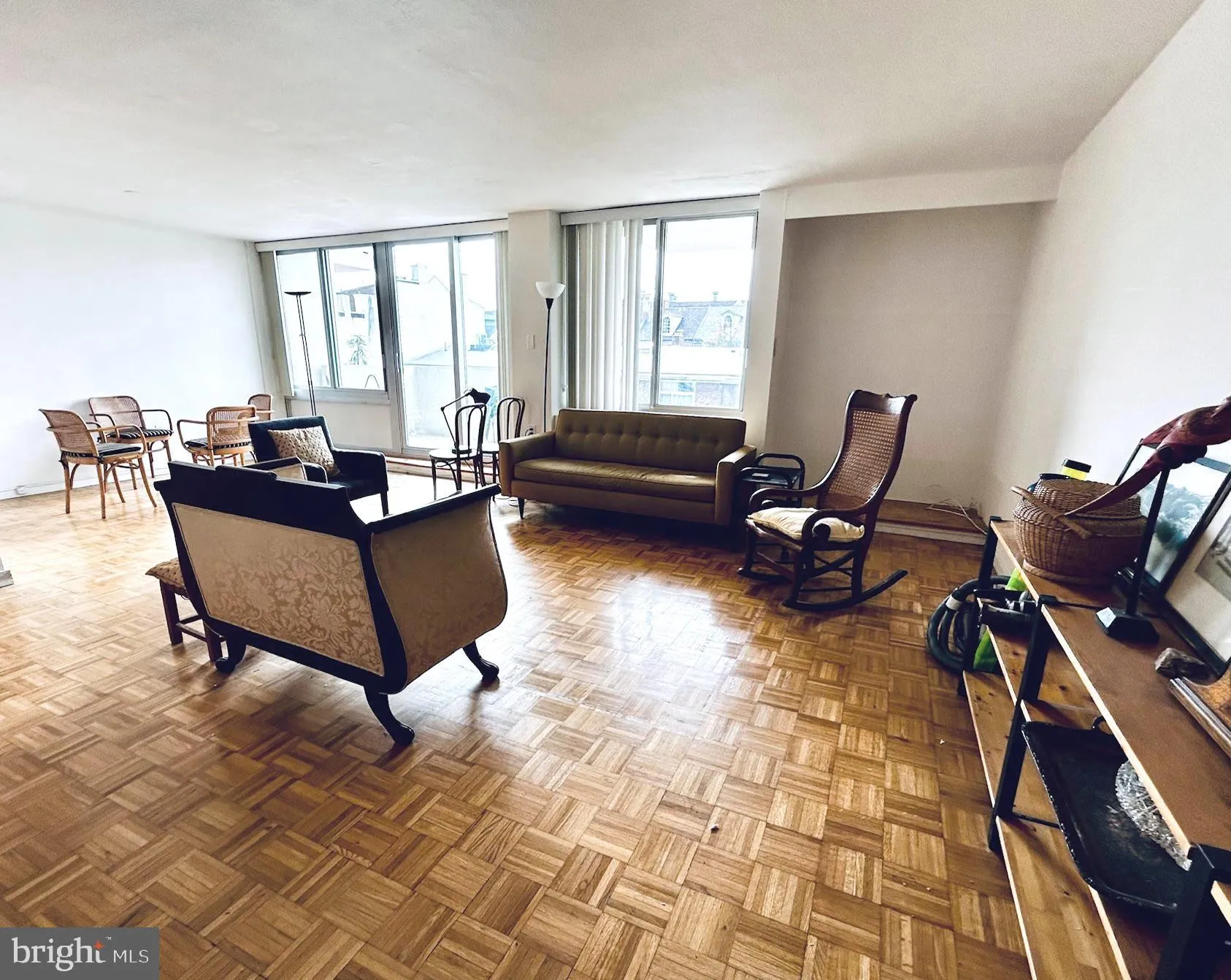 Philadelphia, Pennsylvania 19106, United States, 2 Bedrooms Bedrooms, ,2 BathroomsBathrooms,Residential,Active,227952