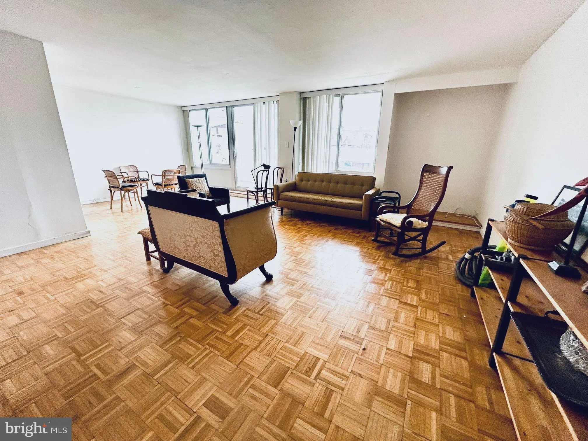 Philadelphia, Pennsylvania 19106, United States, 2 Bedrooms Bedrooms, ,2 BathroomsBathrooms,Residential,Active,227952