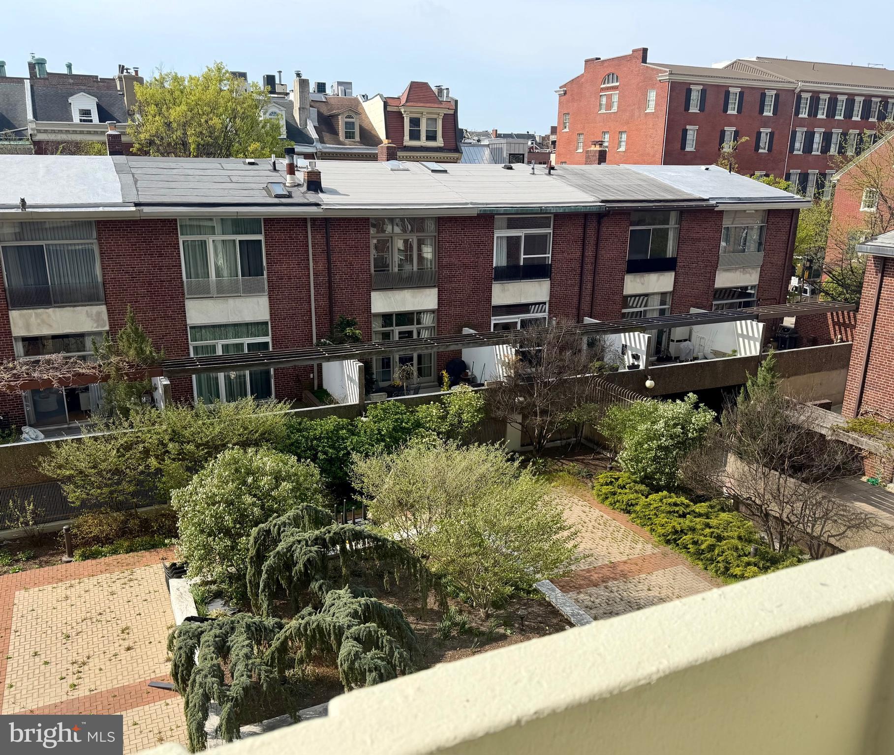 604 S WASHINGTON SQUARE 36 217
