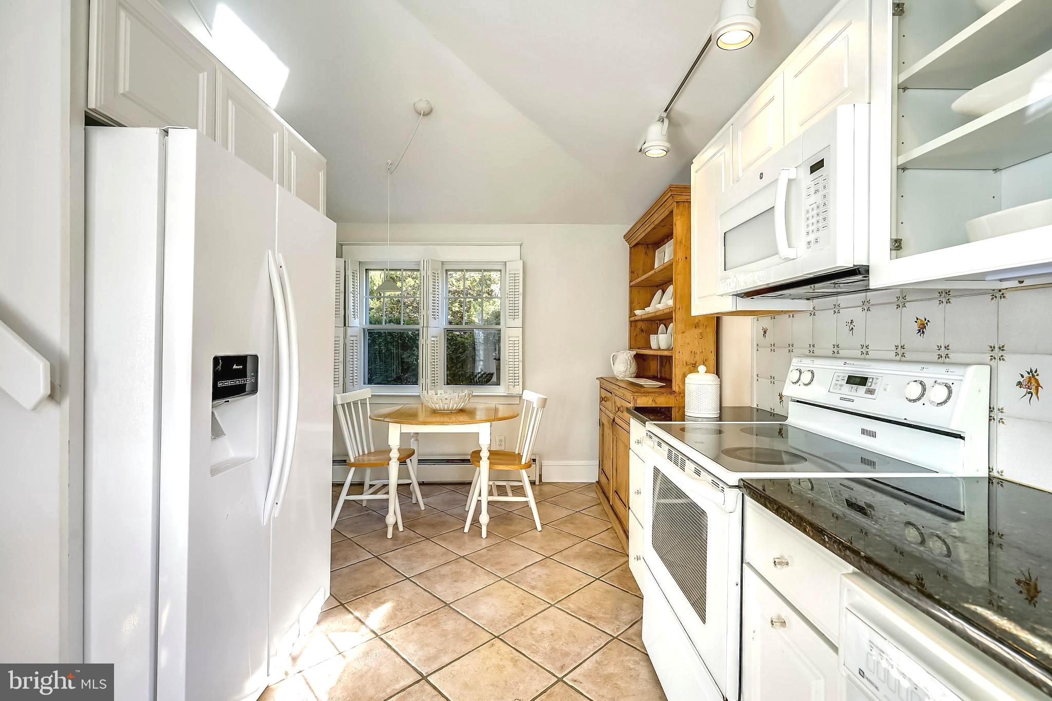 WEST ANNAPOLIS - Residential