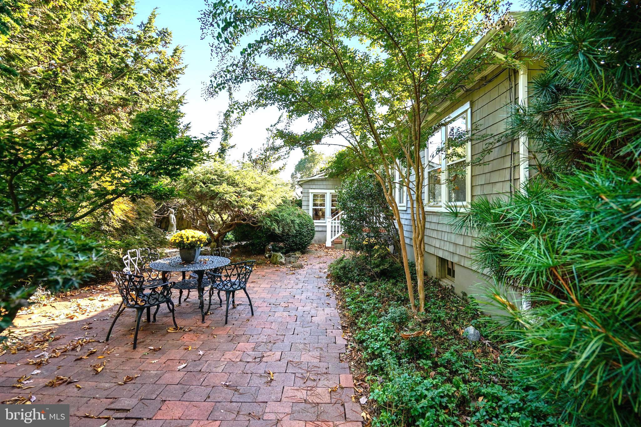 WEST ANNAPOLIS - Residential