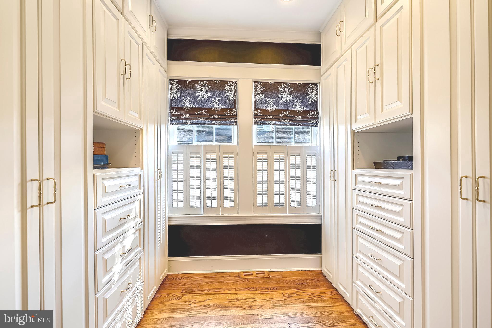 WEST ANNAPOLIS - Residential