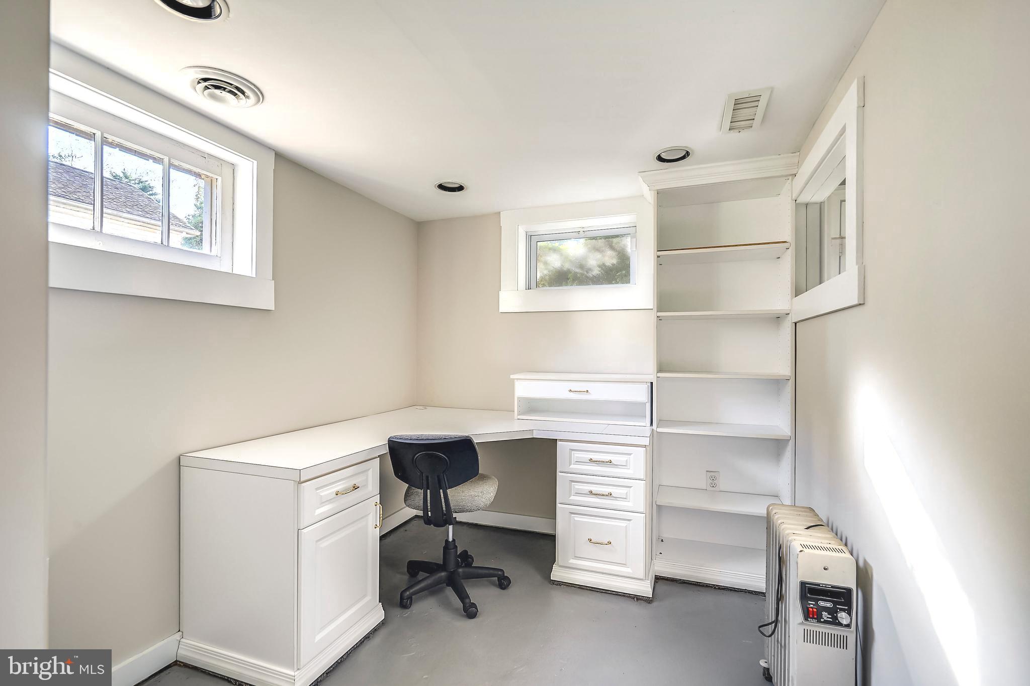 WEST ANNAPOLIS - Residential