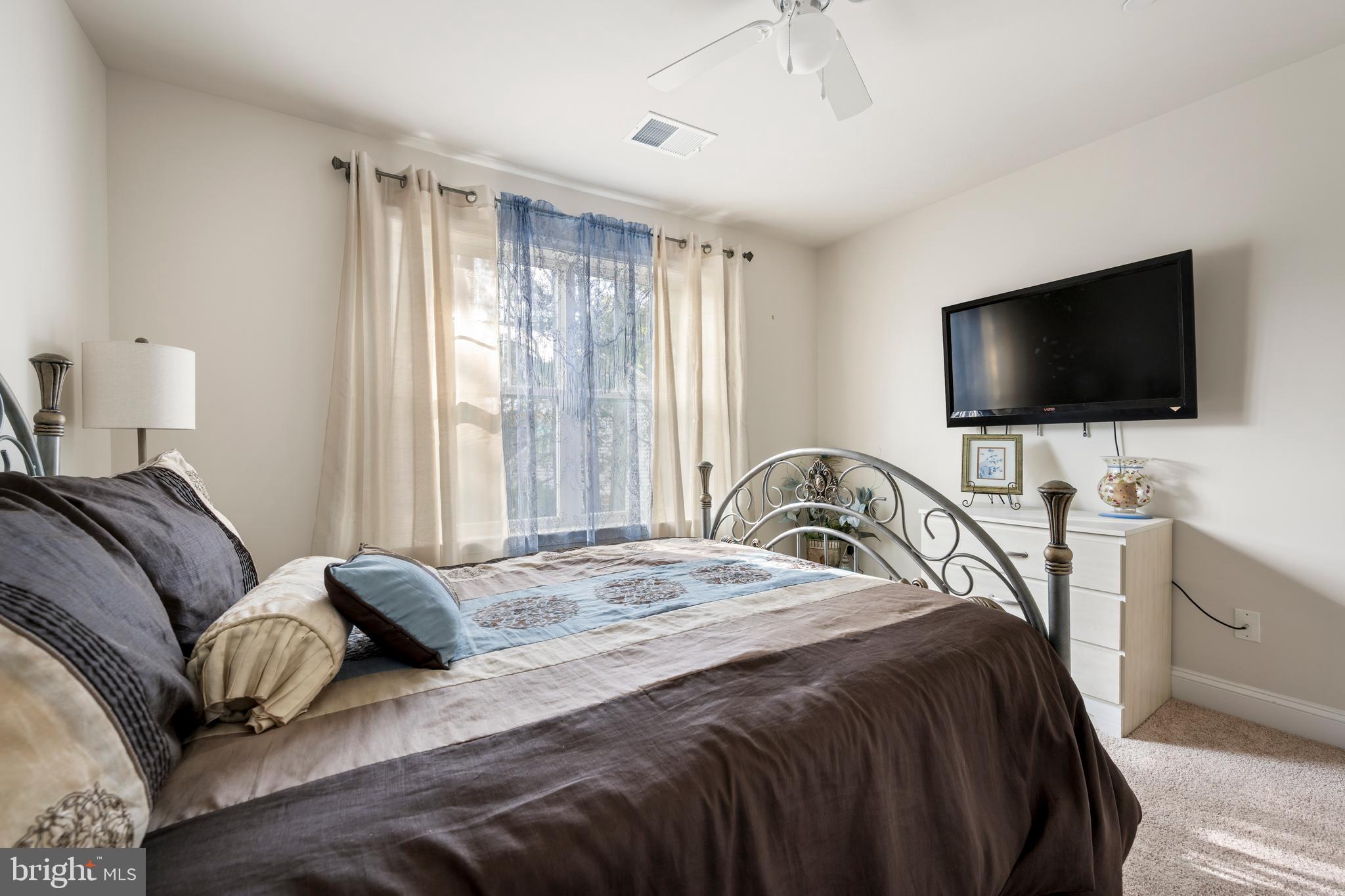 OCEAN PINES - THE POINT - Residential