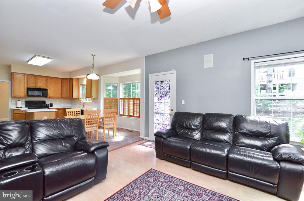 POTOMAC LAKES - Residential