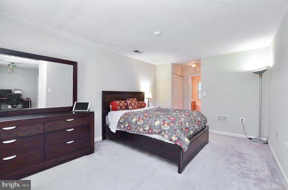 POTOMAC LAKES - Residential